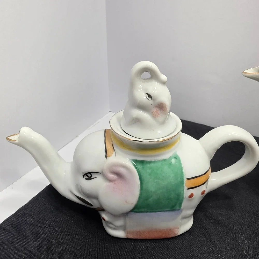 N/A whimsical set